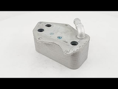 เครื่องเย็นน้ํามันเครื่องยนต์รถยนต์พรีเมี่ยม 07K117021C หมายเลขหมายเลข 23843