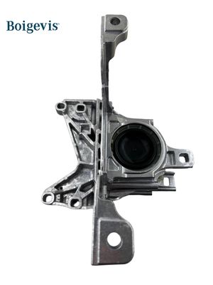 2472401600 2472405700 ยางแท่นเครื่อง สำหรับ MERCEDES BENZ A Class W177